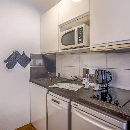 Rond Point Des Pistes - Val Claret-12 By Interhome *
